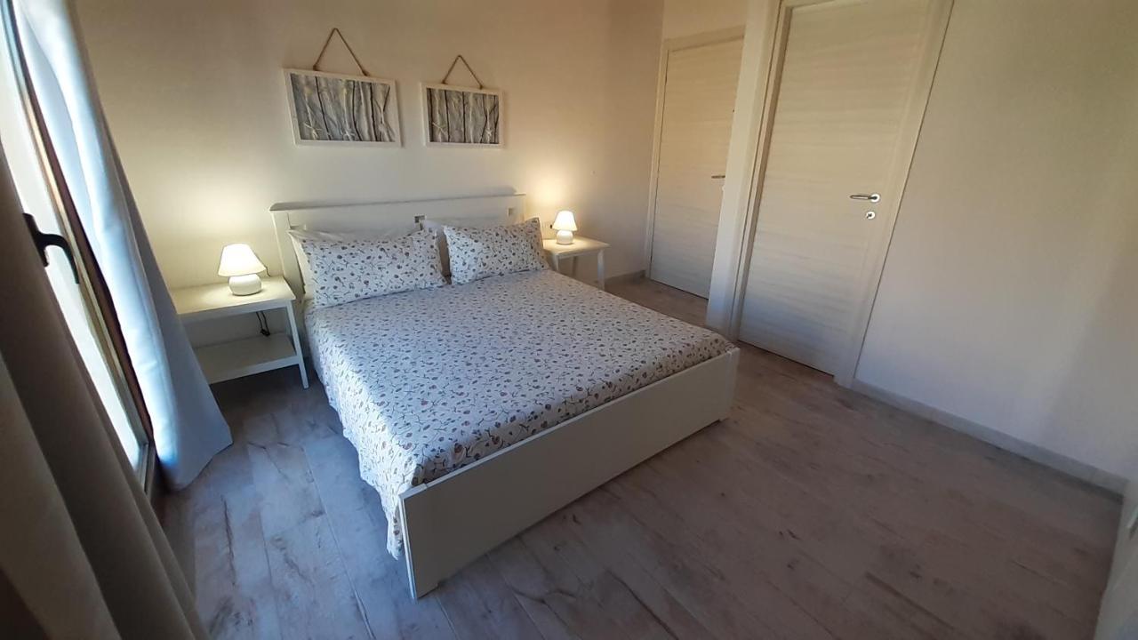B&B U Punenti Ла Мадалена Екстериор снимка